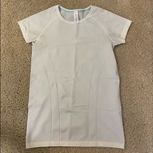 Ivivva athletic short sleeve shirt